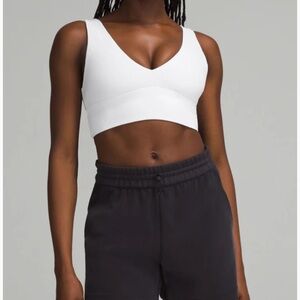Lulu Align V neck bra in size 6 white